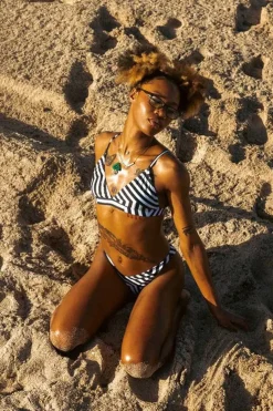 Fall Line Boost 'Em Up Bikini Top